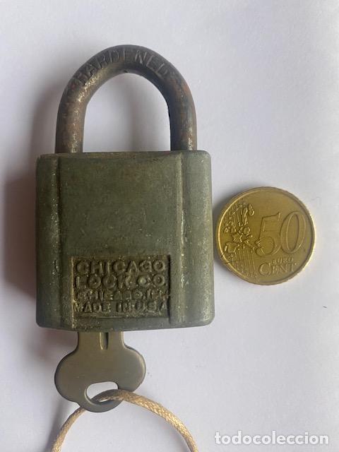 Antig&uuml;edades: Candado americano con una llave - Foto 1