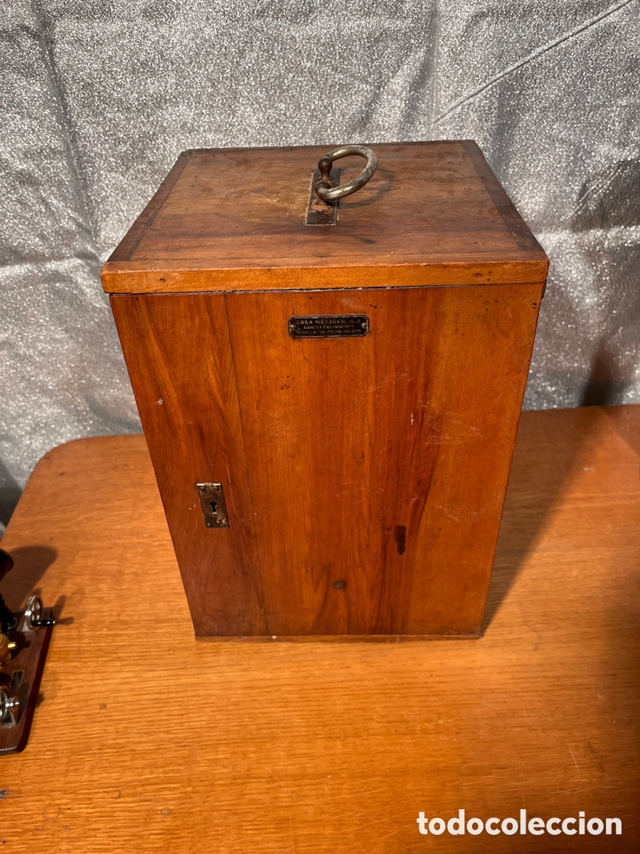 Antig&uuml;edades: Microscopio Siglo XIX , Bronce, Caja madera - Foto 15