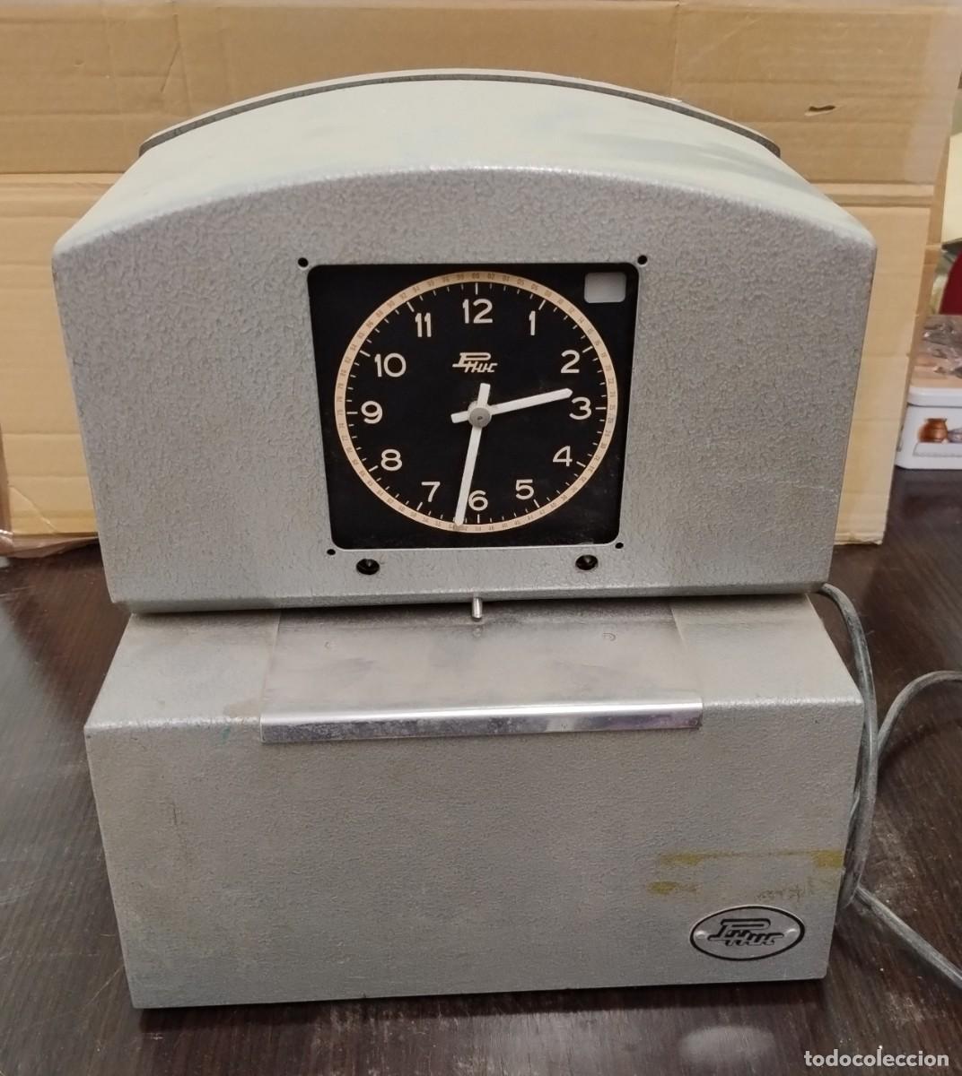 Antig&uuml;edades: MAQUINA DE FICHAR RELOJ MARCA PHUC FUNCIONA - Foto 1