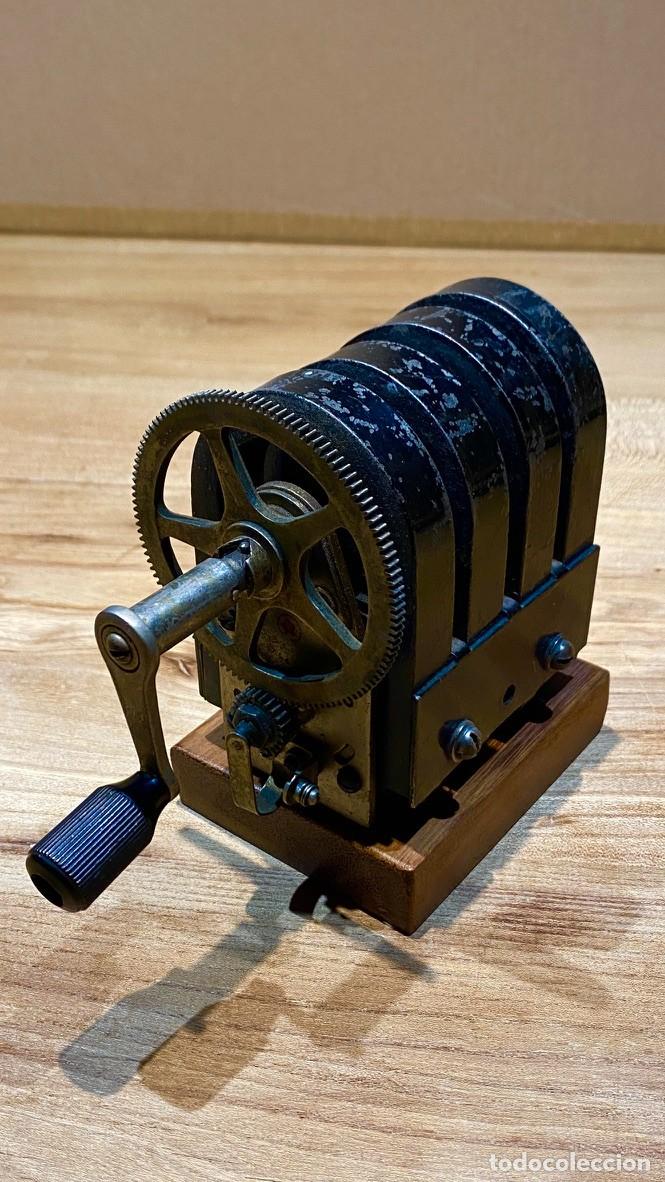Tel&eacute;fonos: Magneto para tel&eacute;fono antiguo. Funcionando. - Foto 2