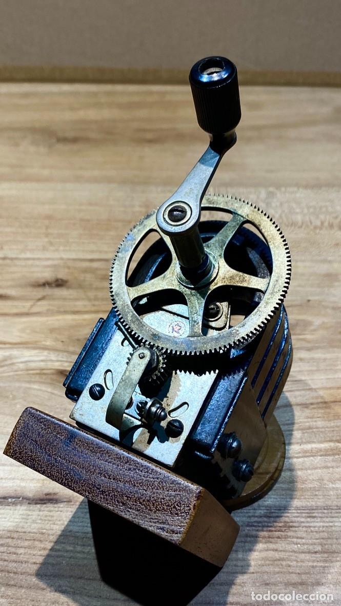 Tel&eacute;fonos: Magneto para tel&eacute;fono antiguo. Funcionando. - Foto 5