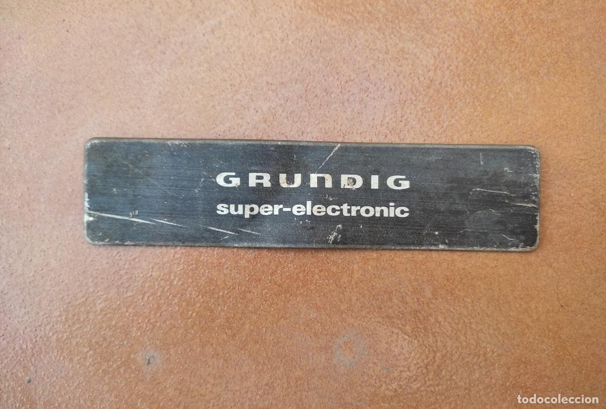 Antig&uuml;edades: CHAPA TELEVISI&Oacute;N GRUNDIG SUPER ELECTRONIC - Foto 1