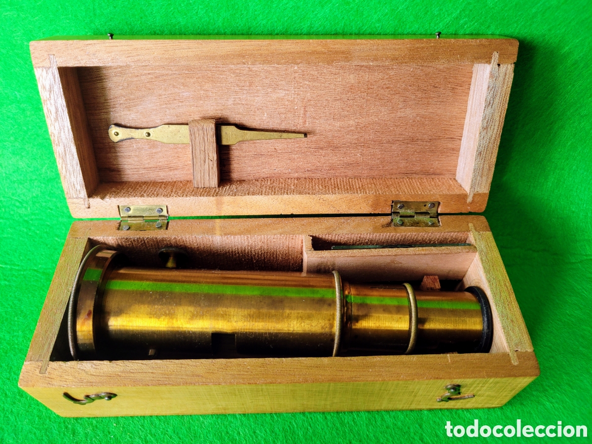 Antig&uuml;edades: ANTIGUO MICROSCOPIO PEQUE&Ntilde;O DE VIAJE - Foto 1
