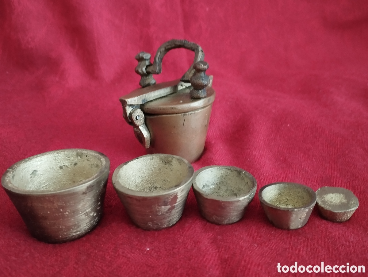 Antig&uuml;edades: Ponderal vasos Animados Bronce. - Foto 10
