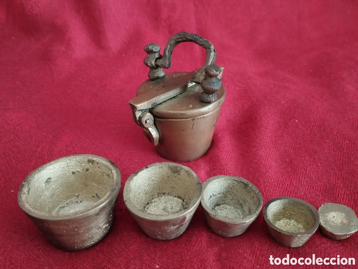 Antig&uuml;edades: Ponderal vasos Animados Bronce. - Foto 12