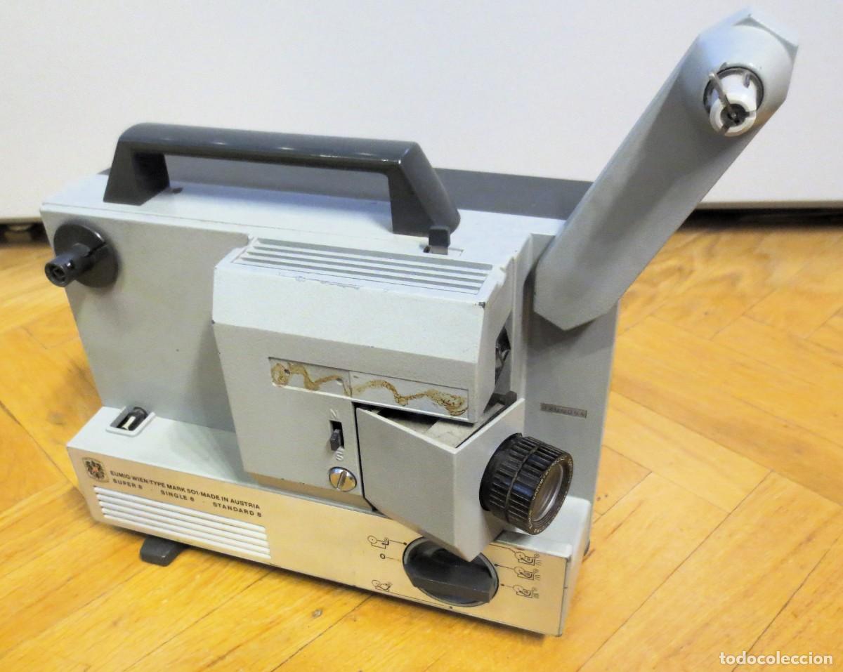Antig&uuml;edades: PROYECTOR EUMIG MARK 501 PARA REPARAR O PIEZAS - Foto 1