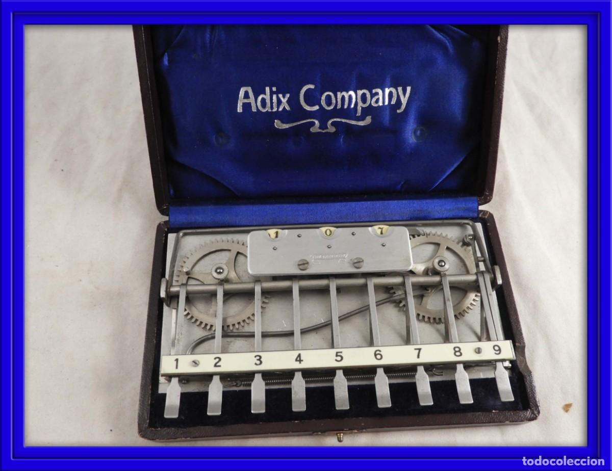 Antig&uuml;edades: Calculadora sumadora de la marca Adix Company funciona bien - Foto 1