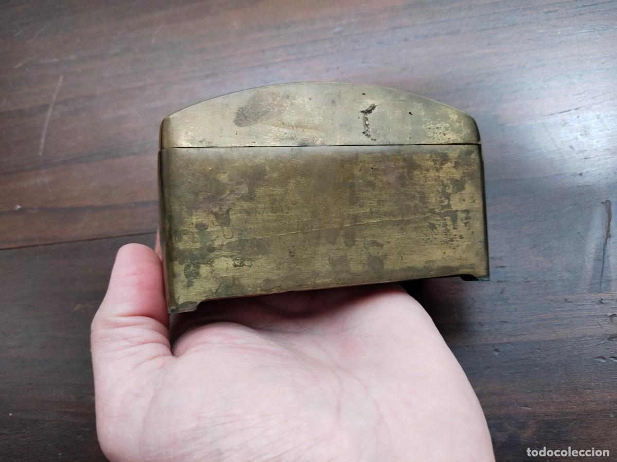 Antig&uuml;edades: Caja en lat&oacute;n de Tel&eacute;grafos. M. Bernal. - Foto 15