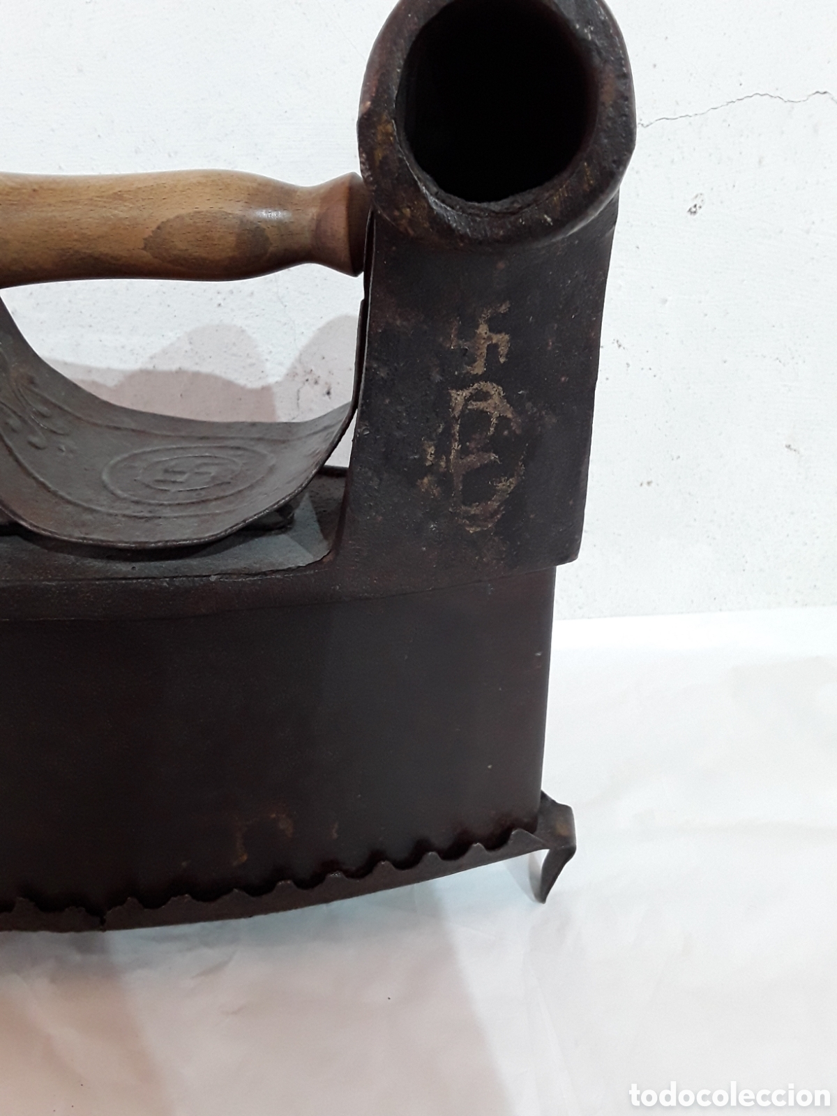 Antig&uuml;edades: Plancha de chimenea con esv&aacute;stica - Foto 3