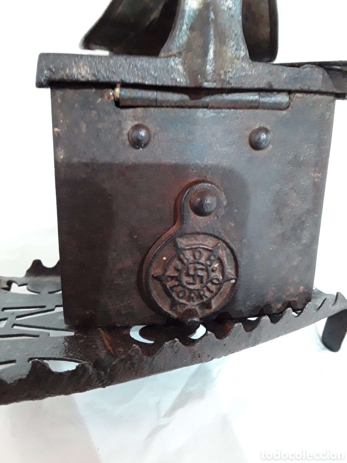 Antig&uuml;edades: Plancha de chimenea con esv&aacute;stica - Foto 9