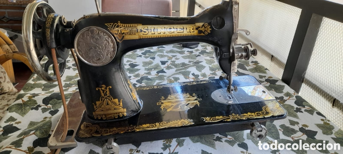 Antig&uuml;edades: MAQUINA DE COSER, SINGER - Foto 1