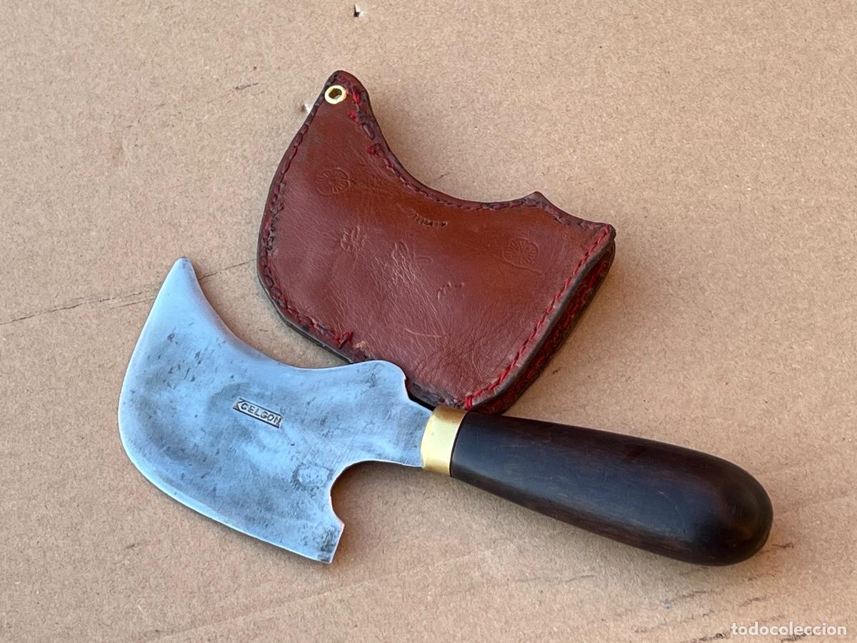 Antig&uuml;edades: Cuchilla para cuero KCELGON con funda - Foto 1