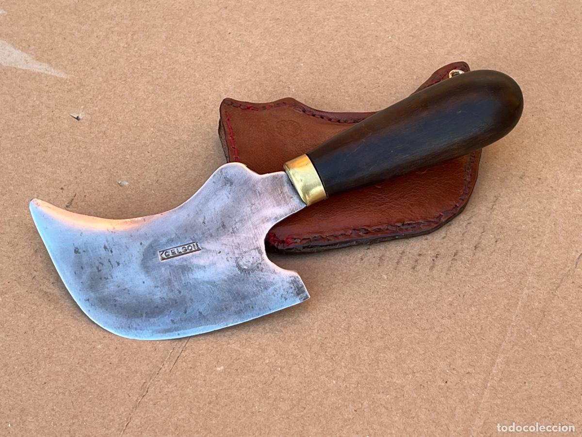 Antig&uuml;edades: Cuchilla para cuero KCELGON con funda - Foto 2