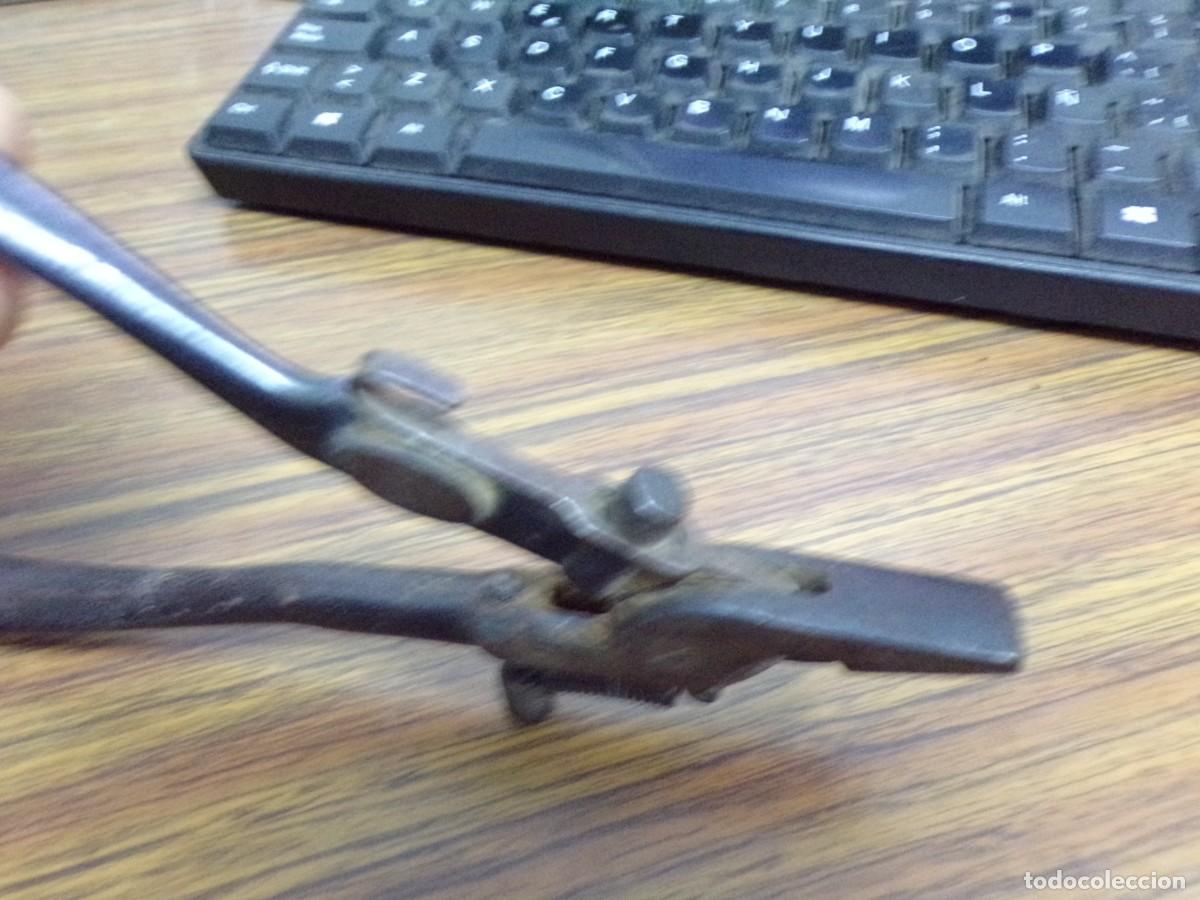 Antig&uuml;edades: ESTAMOS LIQUIDANDO. ANTIGUOS ALICATES ESPECIALES - Foto 5