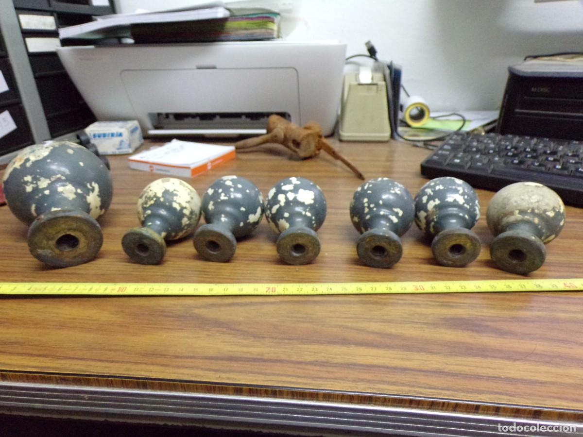 Antig&uuml;edades: ESTAMOS LIQUIDANDO. lote bolas arranque de escalera antiguas - Foto 5