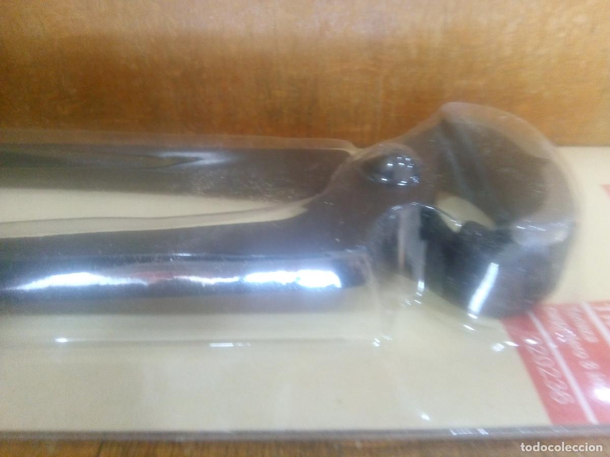 Antig&uuml;edades: TENAZAS CARPINTERO PRECINTADAS LAKOT - Foto 3