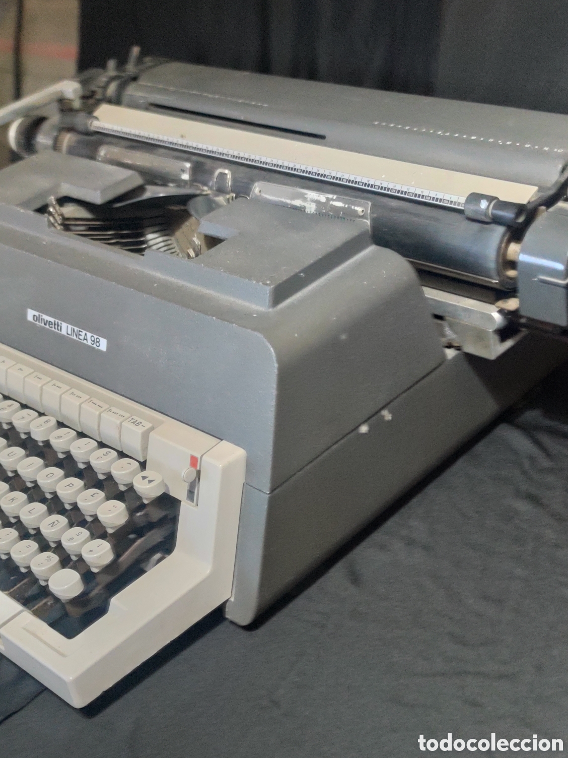 Antig&uuml;edades: Maquina de escribir, marca Olivetti Linea 98. - Foto 4