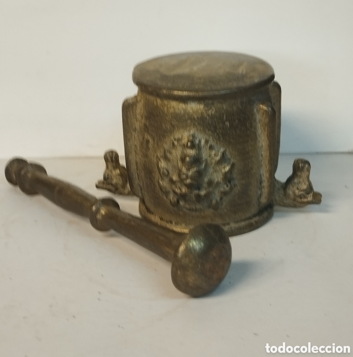 Antig&uuml;edades: antiguo mortero de metal - Foto 13