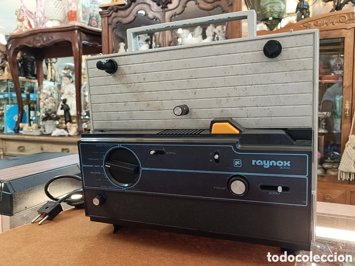 Antig&uuml;edades: ANTIGUO PROYECTOR RAYNOX . A REVISAR. - Foto 15