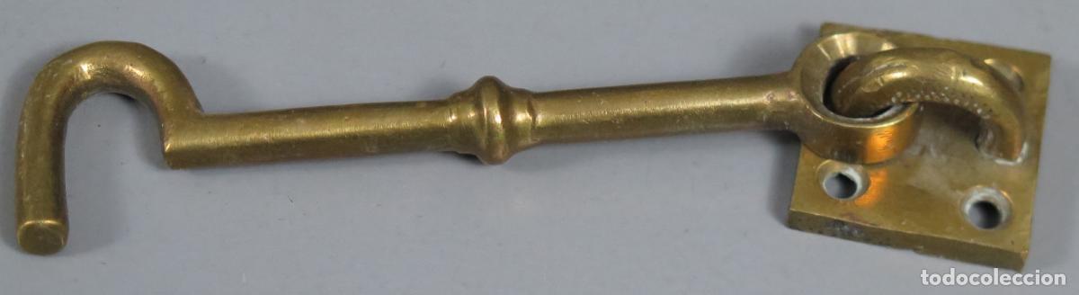 Antig&uuml;edades: PESTILLO. BRONCE. HACIA 1970 - Foto 1