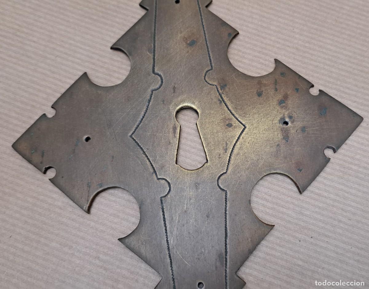 Antig&uuml;edades: BOCALLAVE EN BRONCE, EMBELLECEDOR SIGLO XIX - Foto 2