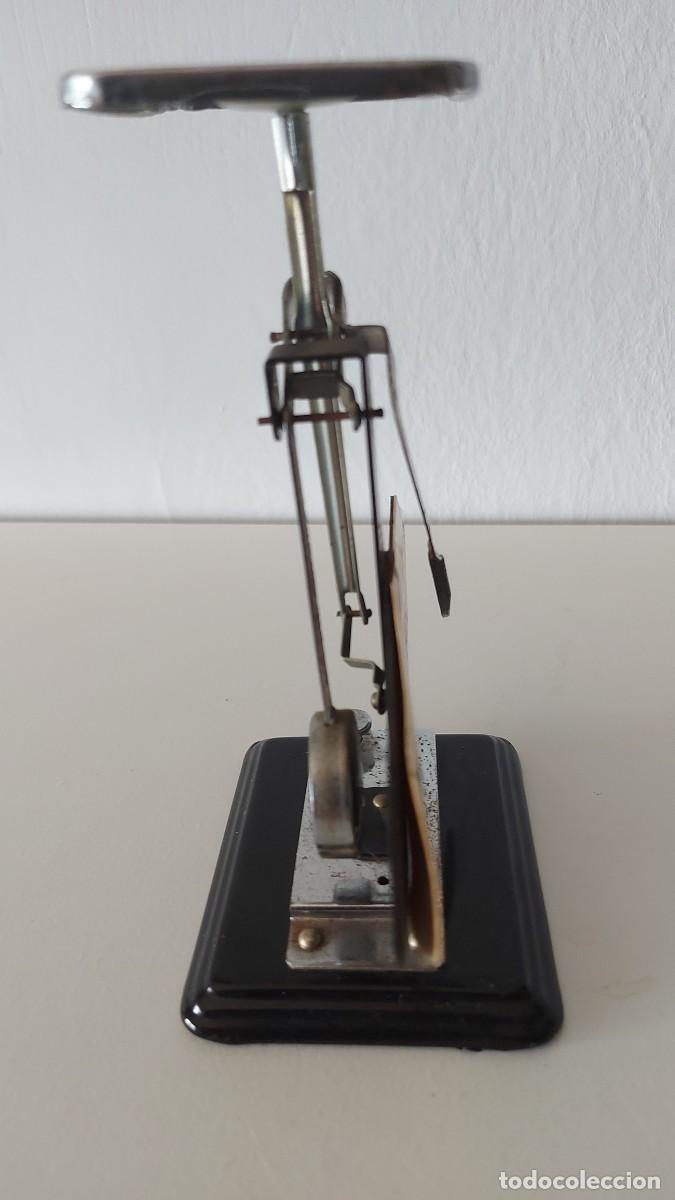 Antig&uuml;edades: PESA CARTAS PETRUS 118 - Foto 5