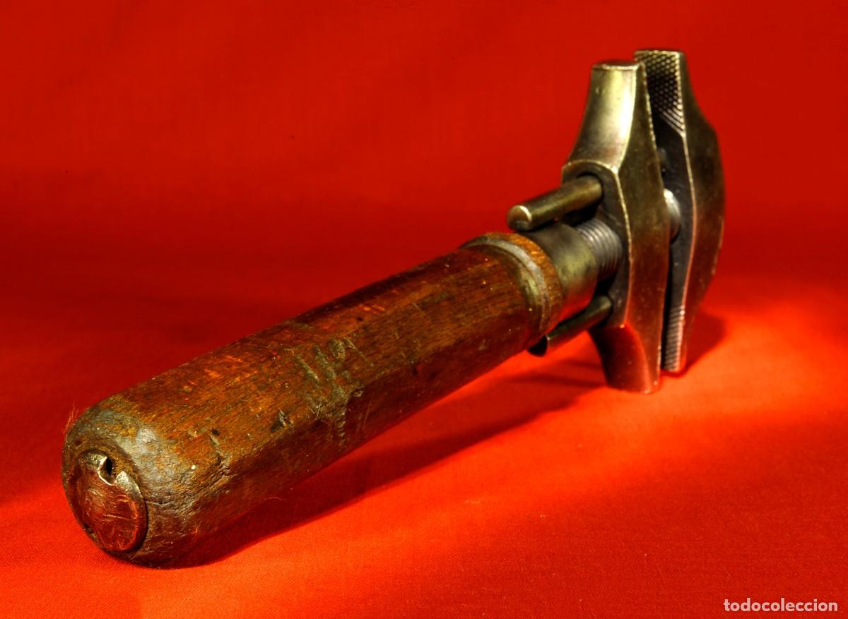 Antig&uuml;edades: Antigua llave Inglesa Restaurada y Funcionando - Foto 2