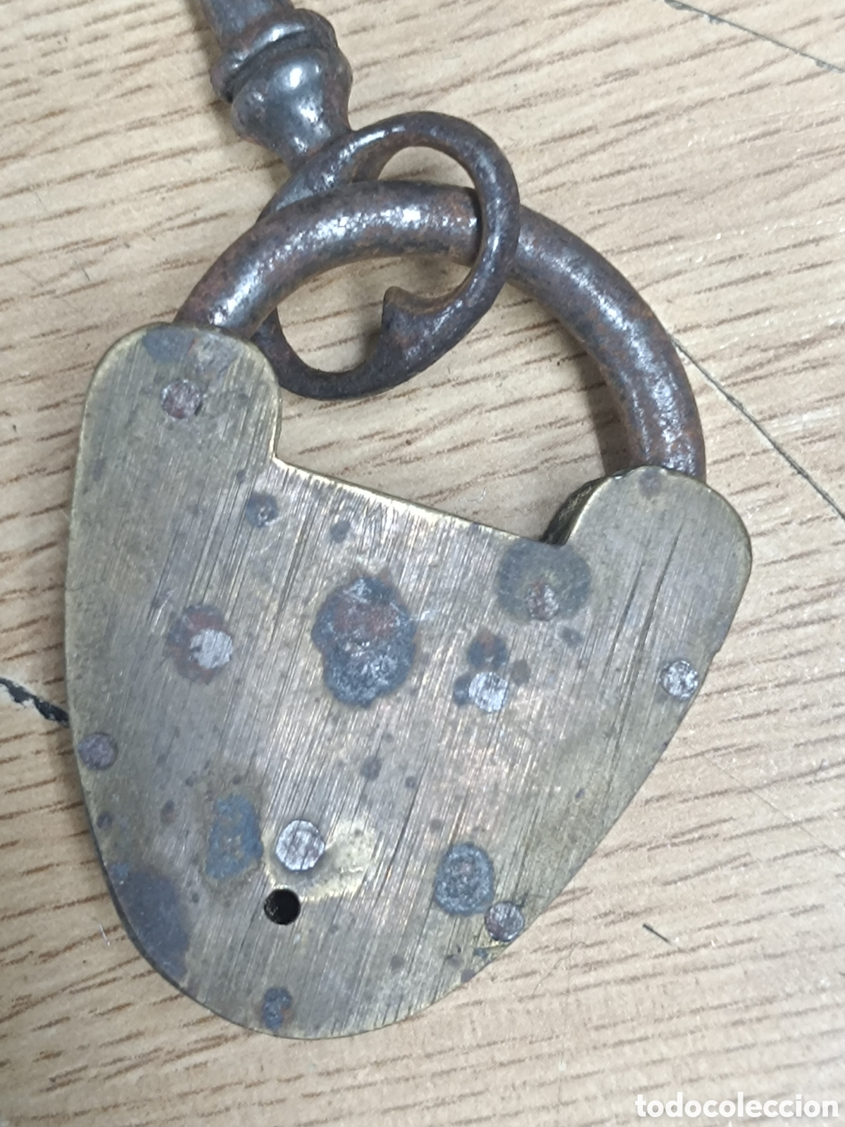 Antig&uuml;edades: ANTIGUO CANDADO CON DOS LLAVES METAL - Foto 4