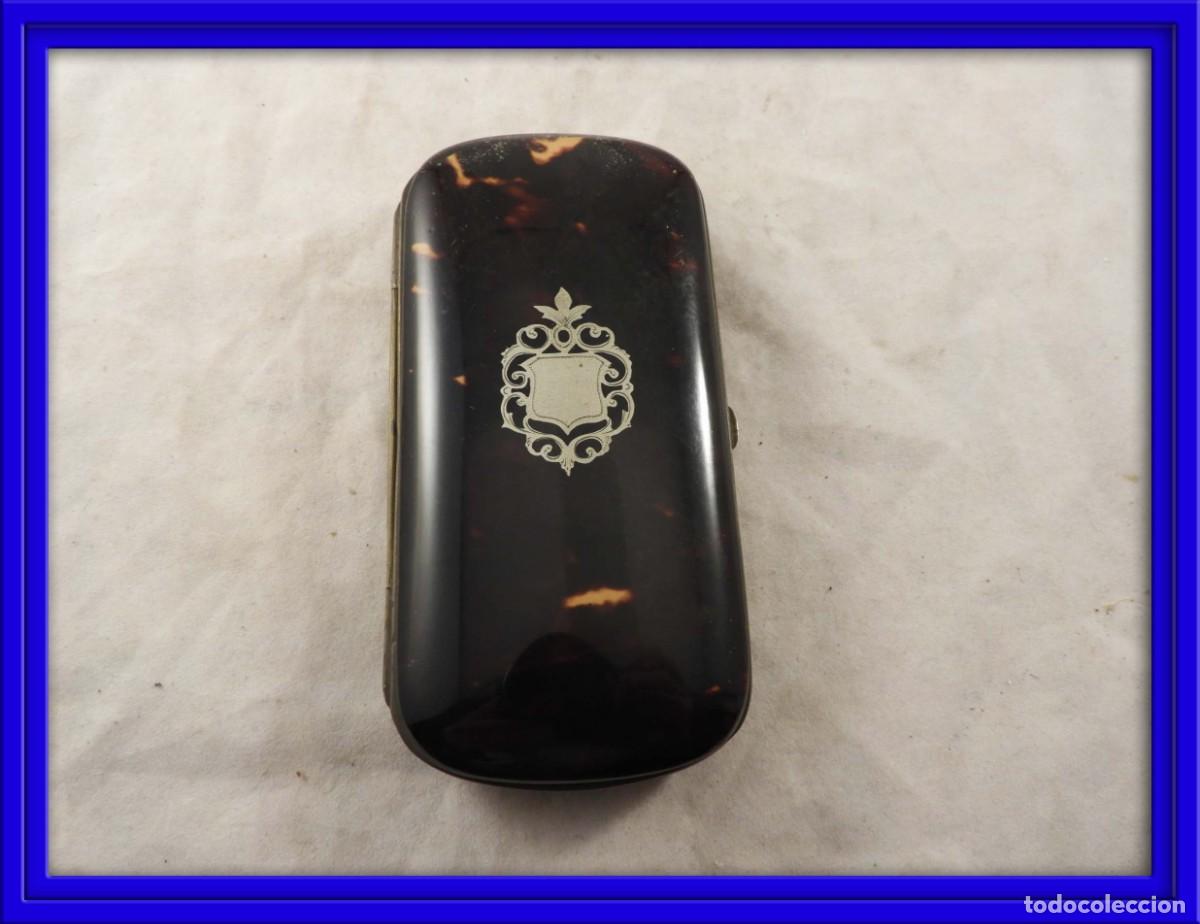 Antig&uuml;edades: Antigua funda de gafas con carey y bronce - Foto 1