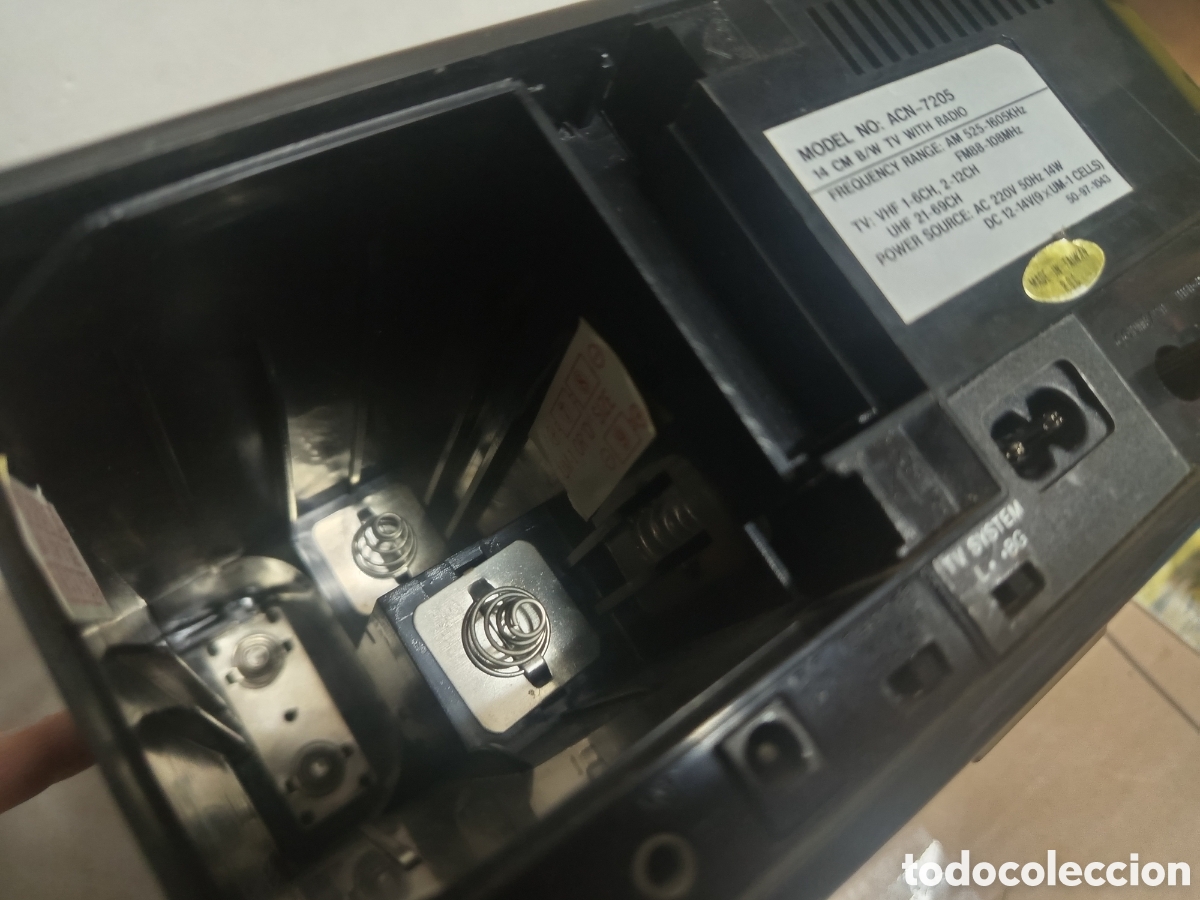 Antig&uuml;edades: Televisor port&aacute;til Telehifi - Foto 6