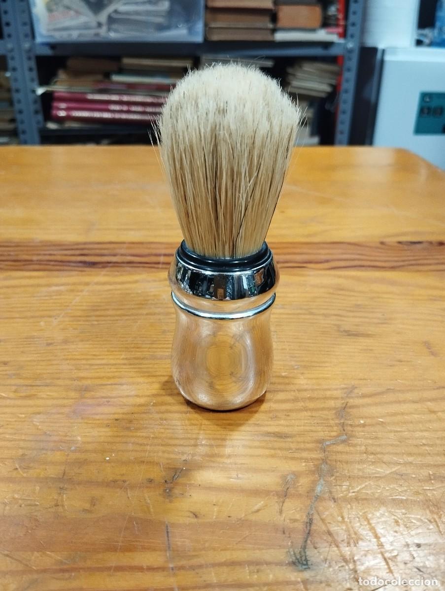 Antig&uuml;edades: BROCHA DE AFEITAR OMEGA MADE IN ITALY. - Foto 1