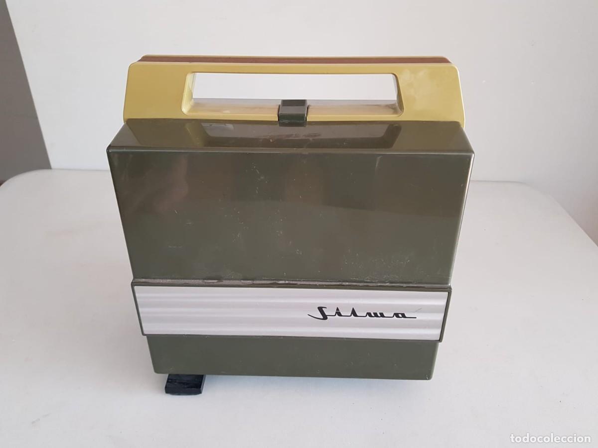 Antig&uuml;edades: Proyector de cine Silma duo 8mm y super 8mm - Foto 2