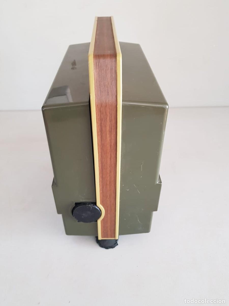 Antig&uuml;edades: Proyector de cine Silma duo 8mm y super 8mm - Foto 5
