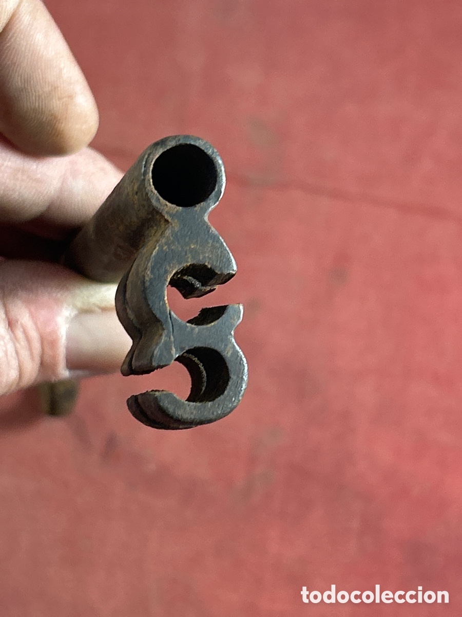 Antig&uuml;edades: LLAVE ANTIGUA DE FORJA CURIOSA - Foto 2