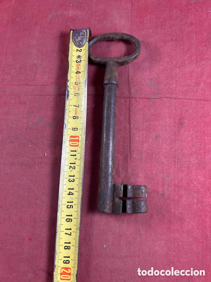 Antig&uuml;edades: LLAVE ANTIGUA DE FORJA CURIOSA - Foto 6