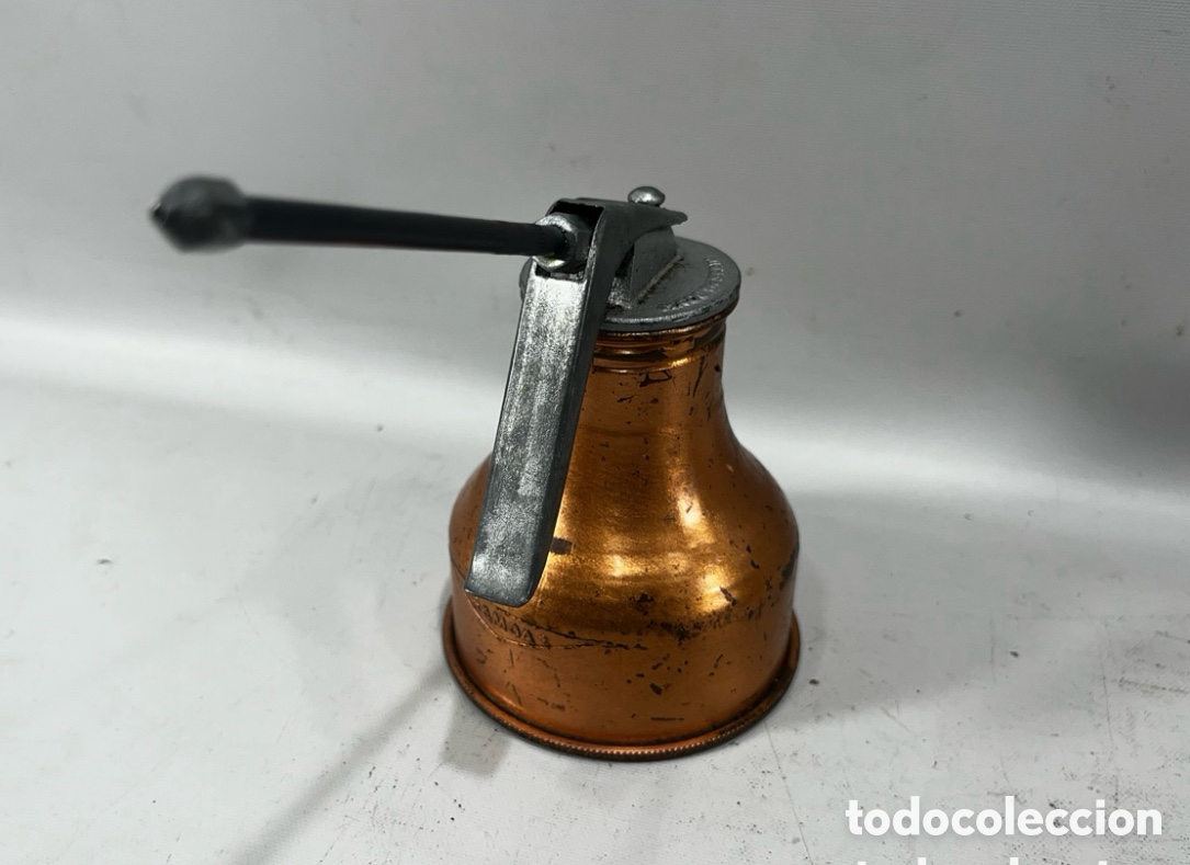 Antig&uuml;edades: ANTIGUAS ACEITERAS PARA ENGRASAR - Foto 9