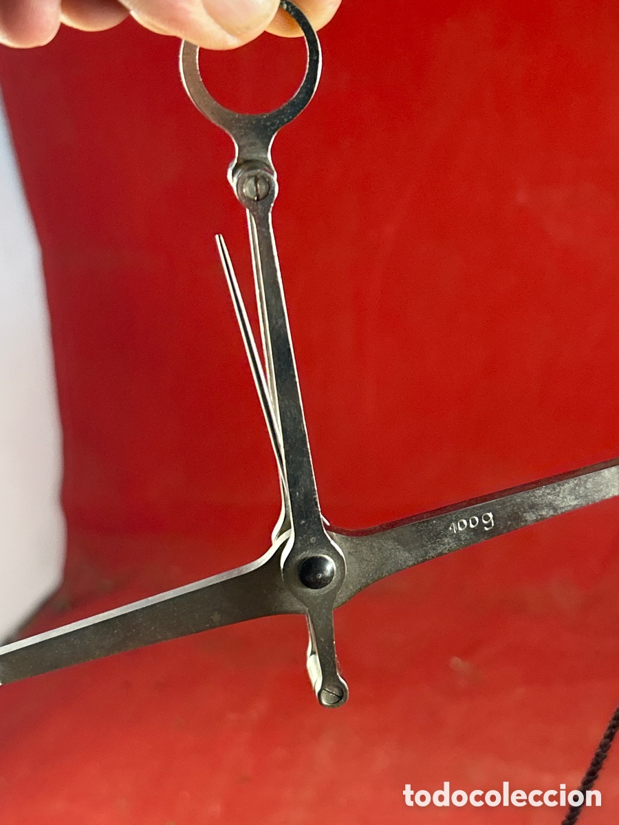 Antig&uuml;edades: BALANZA CON PLATOS DE METAL - Foto 3