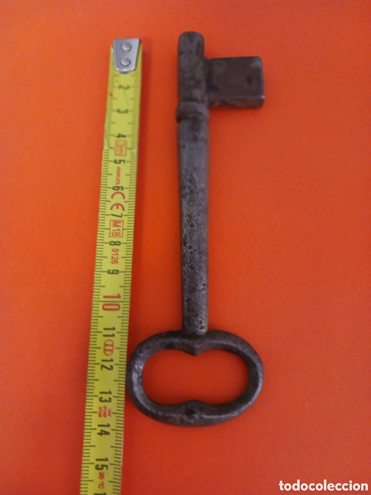 Antig&uuml;edades: Llave antigua hierro de puerta - Foto 6