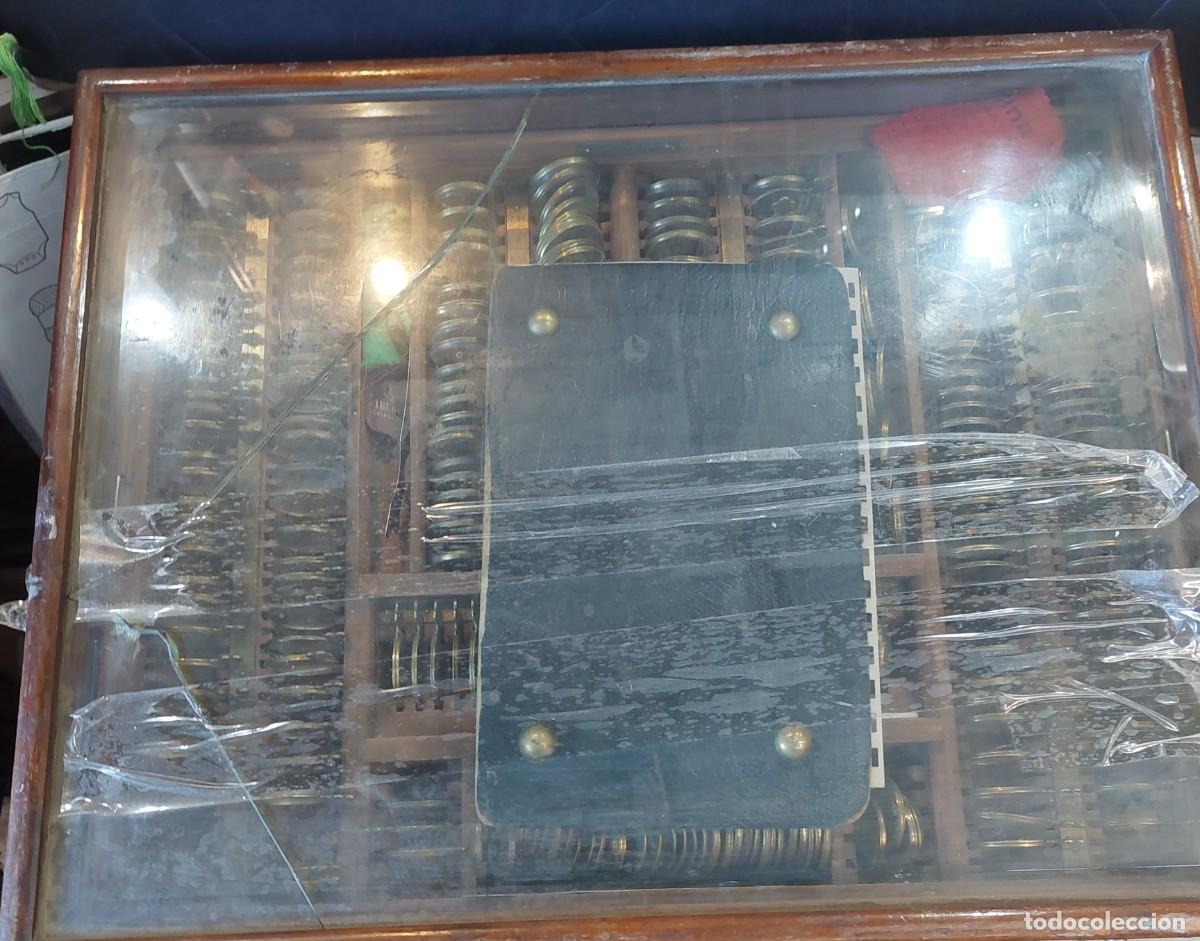 Antig&uuml;edades: Juego de lentes de optometria - Foto 3