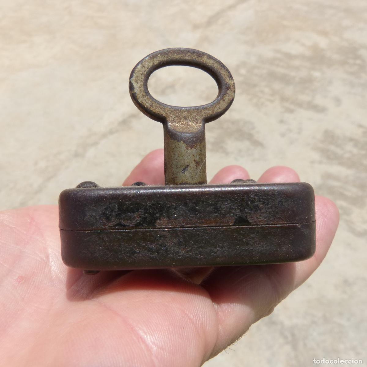 Antig&uuml;edades: Candado Abus con llave y funcionando, 201gr. - Foto 3