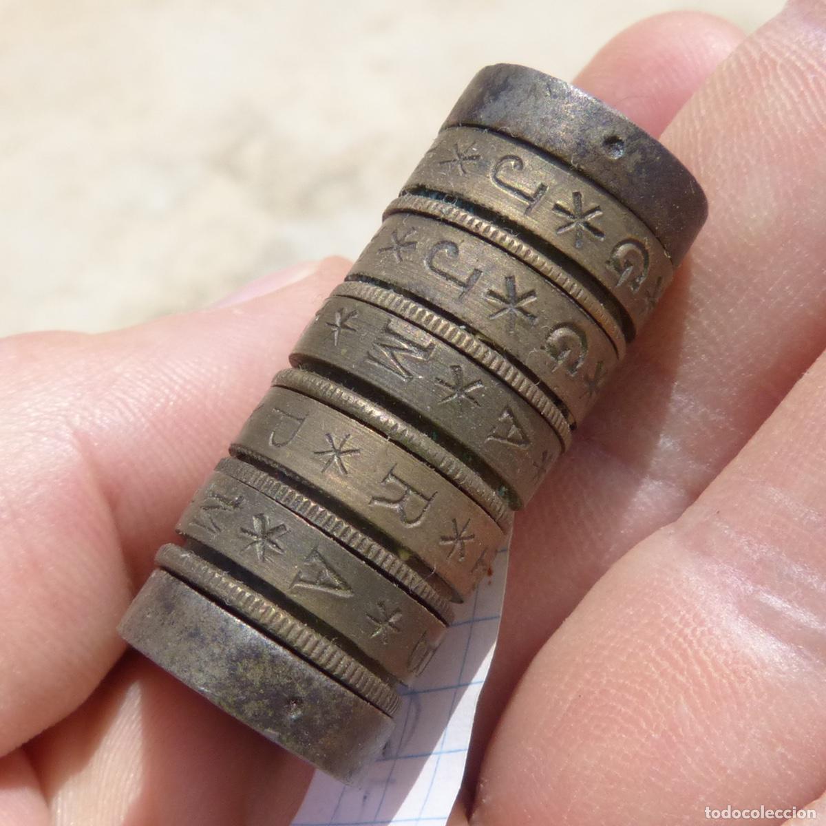 Antig&uuml;edades: Antiguo candado de contrase&ntilde;a totalmente funcional, 69gr. - Foto 2