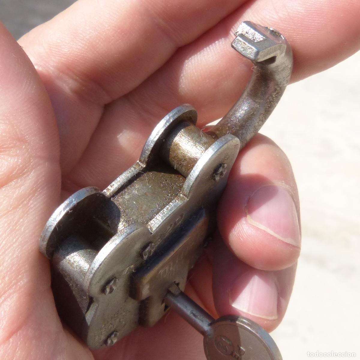 Antig&uuml;edades: Antiguo candado squire 220, totalmente funcional, 101gr. - Foto 6