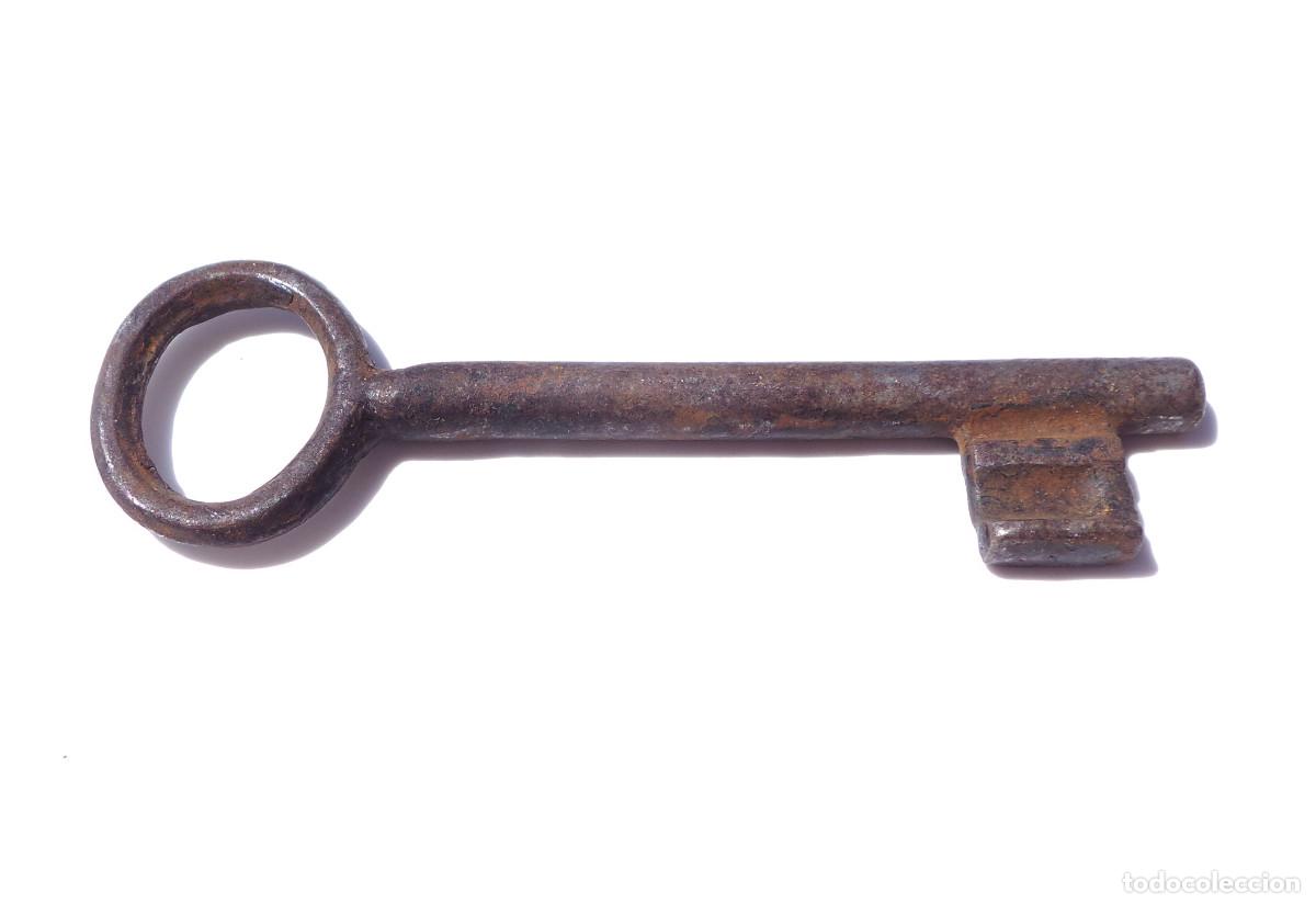 Antig&uuml;edades: LLAVE DE HIERRO.- 8,5 CM DE LARGO. APROX. - Foto 2