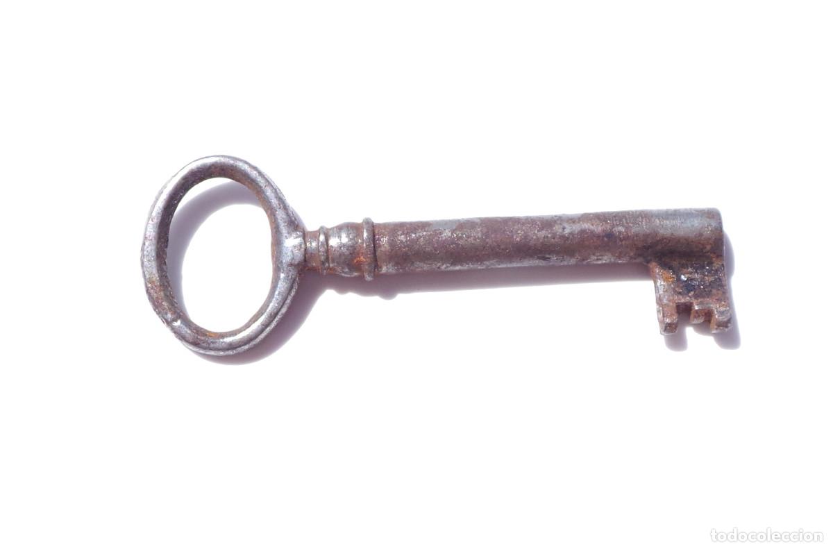 Antig&uuml;edades: LLAVE DE HIERRO.- 6,5 CM DE LARGO. APROX. - Foto 3