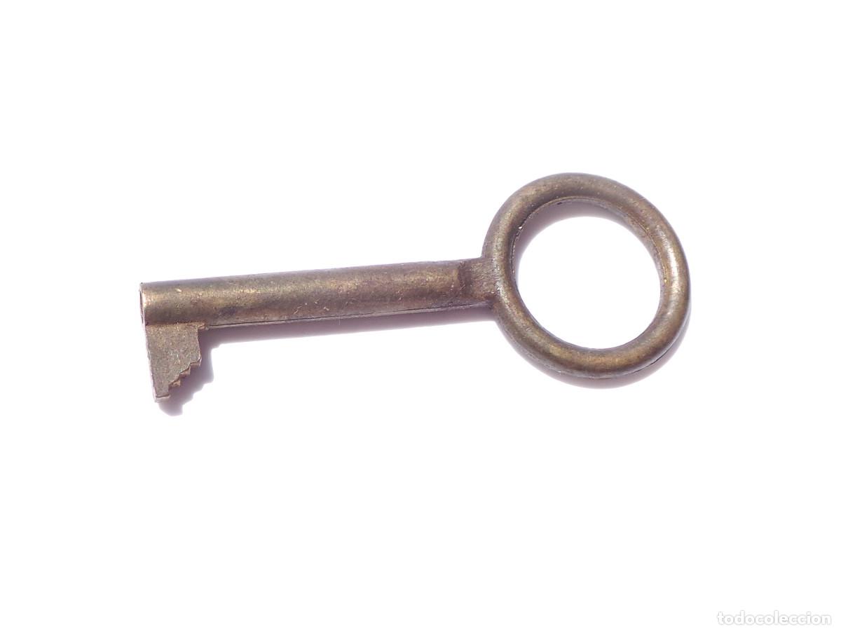 Antig&uuml;edades: LLAVE DE BRONCE.- 5,8 CM DE LARGO. APROX. - Foto 2