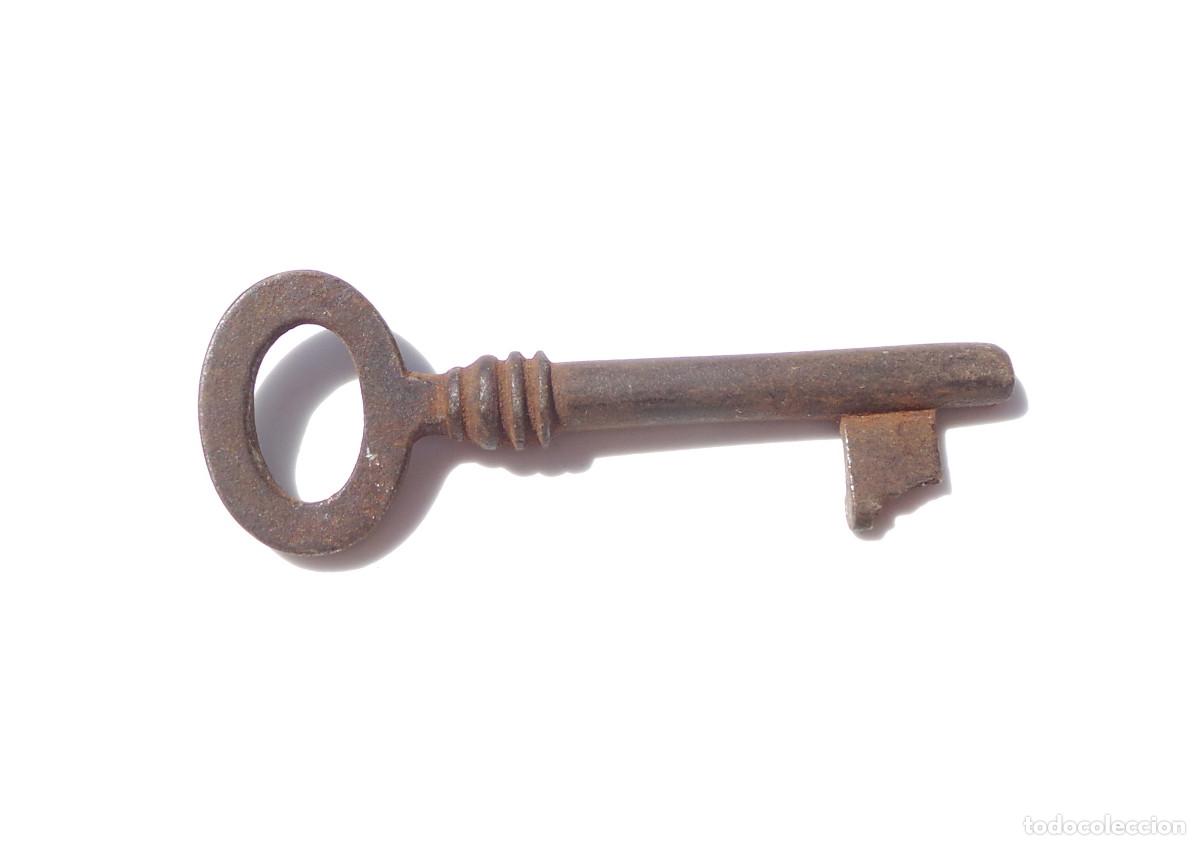 Antig&uuml;edades: LLAVE DE HIERRO.- 6,9 CM DE LARGO. APROX. - Foto 2