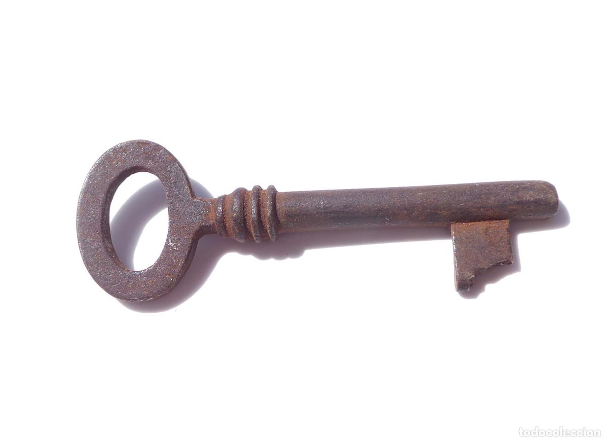 Antig&uuml;edades: LLAVE DE HIERRO.- 6,9 CM DE LARGO. APROX. - Foto 3