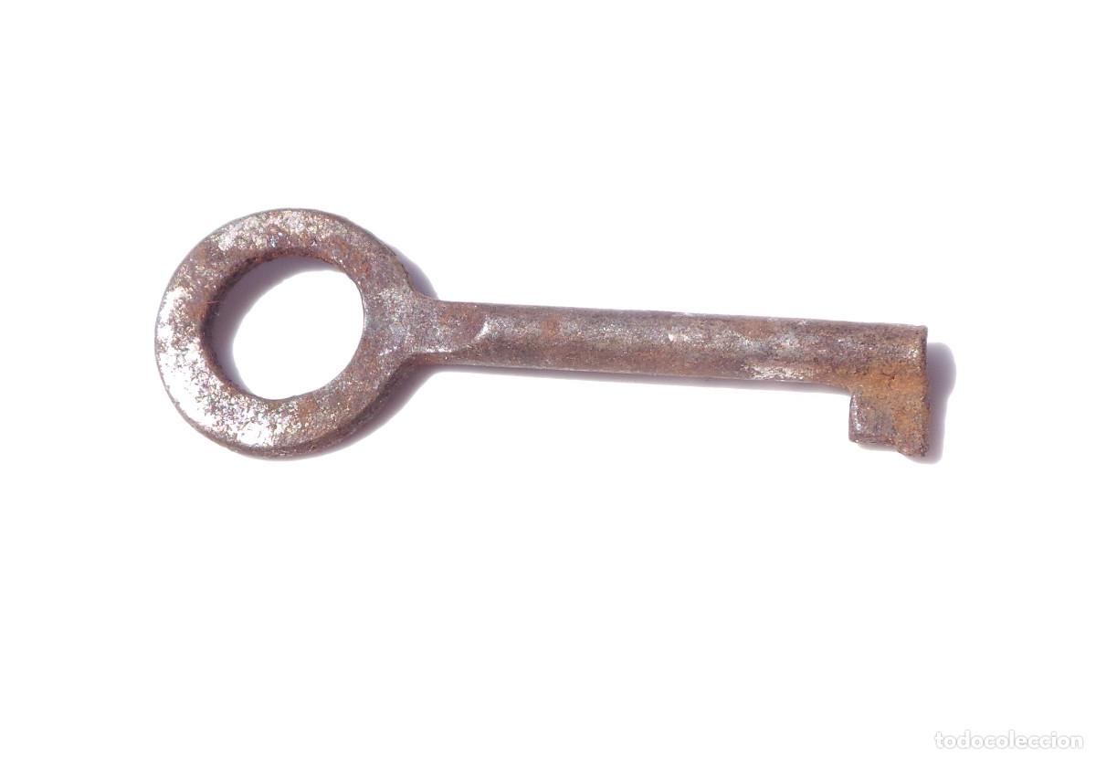 Antig&uuml;edades: LLAVE DE HIERRO.- 5,8 CM DE LARGO. APROX. - Foto 2