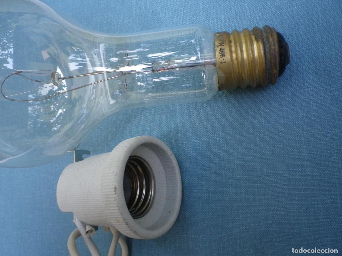 Antig&uuml;edades: Enorme bombilla de 125 V. 500 W. - Foto 2