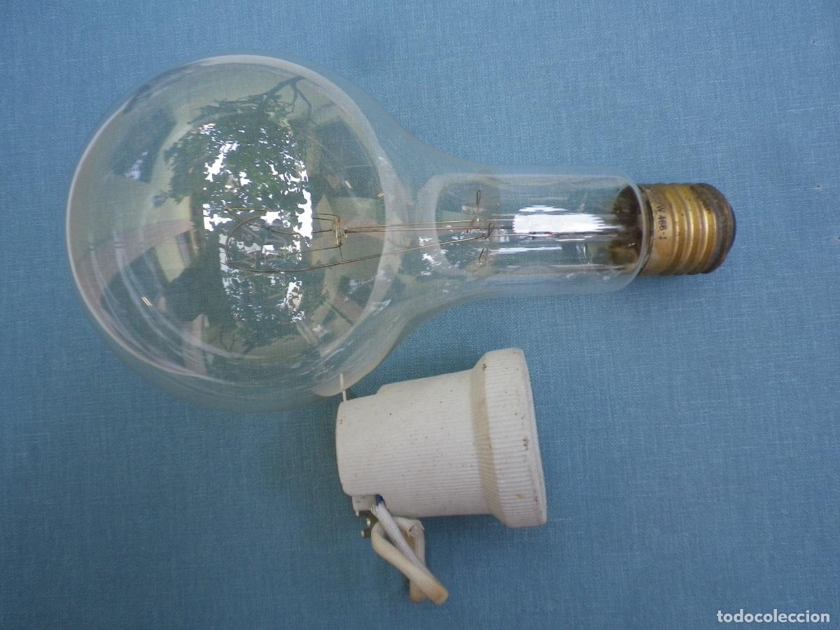 Antig&uuml;edades: Enorme bombilla de 125 V. 500 W. - Foto 3